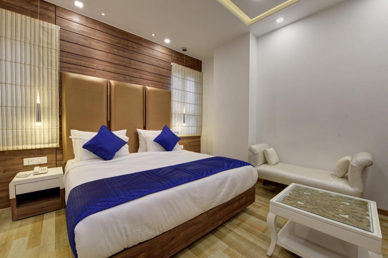 Hotel Golden Tree Noida Exteriér fotografie