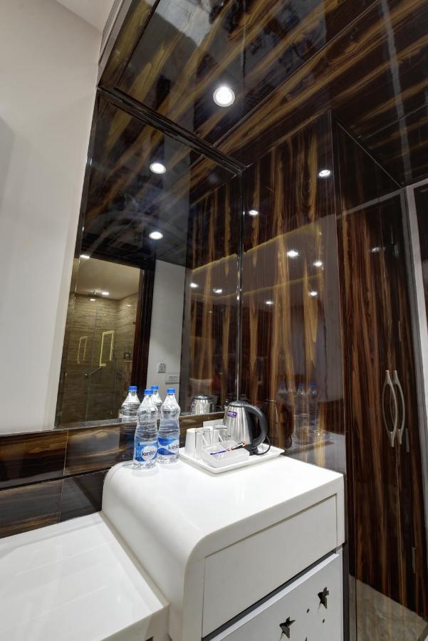 Hotel Golden Tree Noida Exteriér fotografie