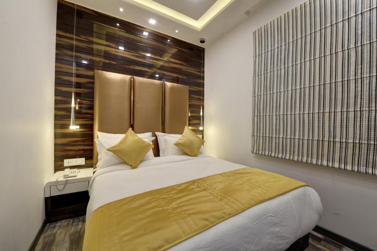 Hotel Golden Tree Noida Exteriér fotografie